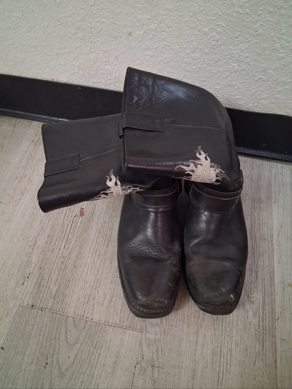 Black Leather Harness Motorcycle Boots with Embossed Star Detail - Picture 2 of 7